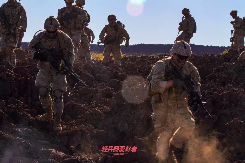 明日方舟资深干员tag搭配_明日方舟资深干员搭配支援_明日方舟资深干员tag最新