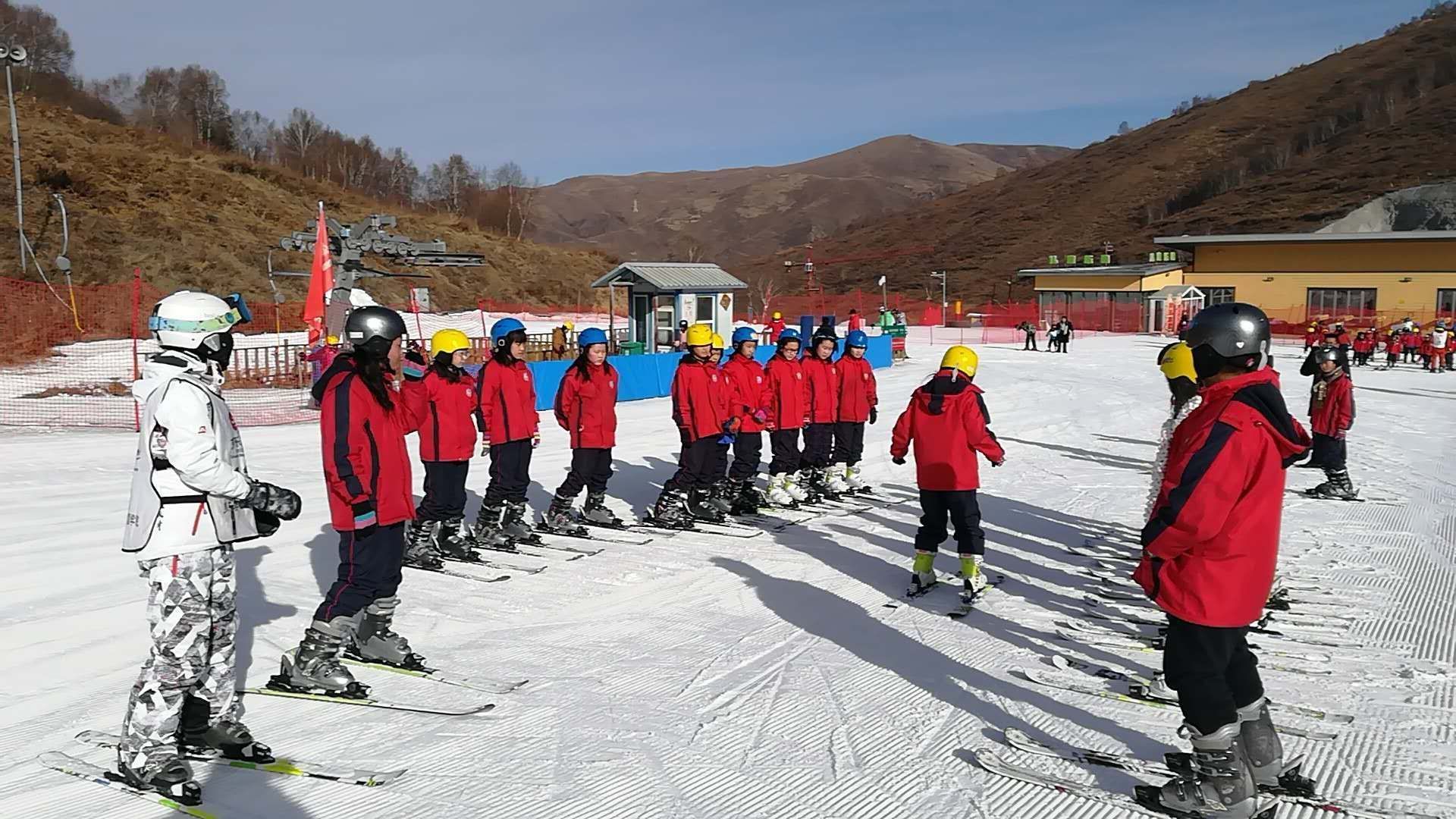 滑雪手机游戏_滑雪手机游戏奥德赛_滑雪手机游戏有电锯割人