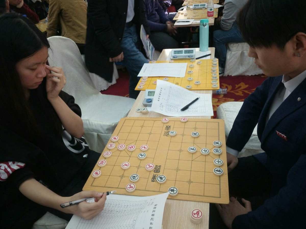 象棋在线对弈四月天_高级象棋在线对弈_在线象棋对弈