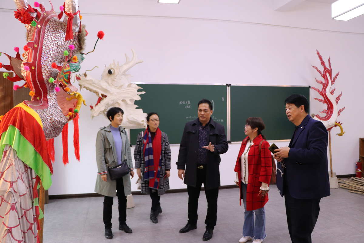 凡间在线_缱绻仙凡间粤语在线_凡间在线怎么下载