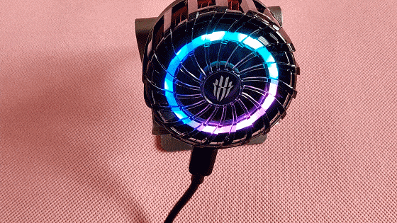 r11手机玩游戏怎么样_智能手机玩游戏_玩儿游戏手机