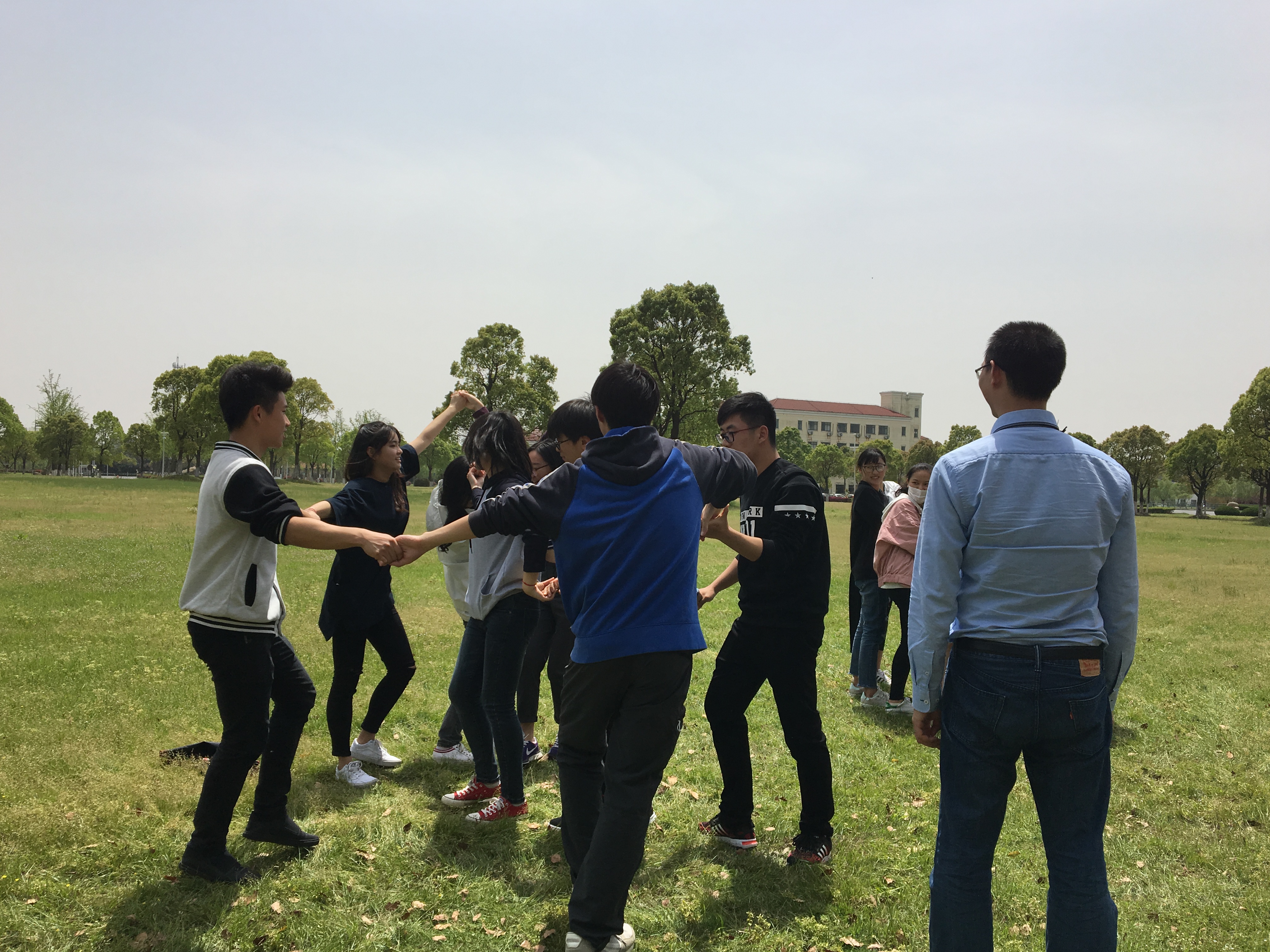 团建玩游戏的app_团建游戏软件_低配团建小游戏手机版