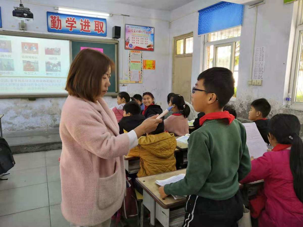 college brawl手机游戏_手机游戏排行榜_手机游戏手游