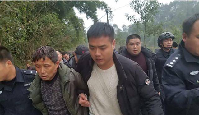 人狼大战_大战人狼电影_大战人狼吸血鬼