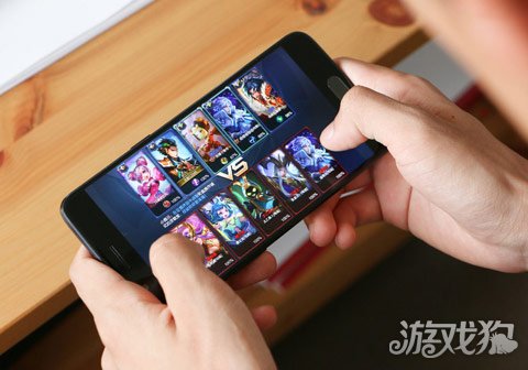 推荐手机游戏盒子_22020游戏手机推荐_推荐手机游戏的app