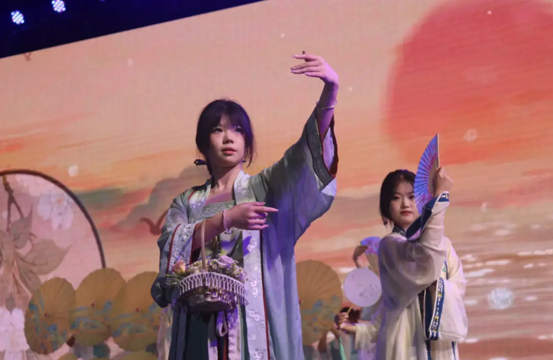 结香照片_广濑结香_结香又名什么