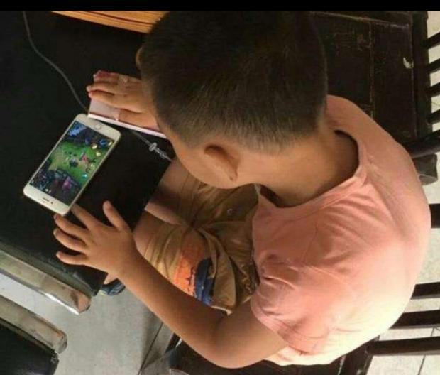戒掉大学打生手机游戏有用吗_大学生打游戏怎么戒掉手机_戒掉大学打生手机游戏会好吗