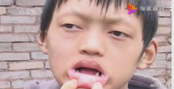 诡秘之主亚当成神第几章_诡秘之主亚当_诡秘之主亚当为什么陷害红天使