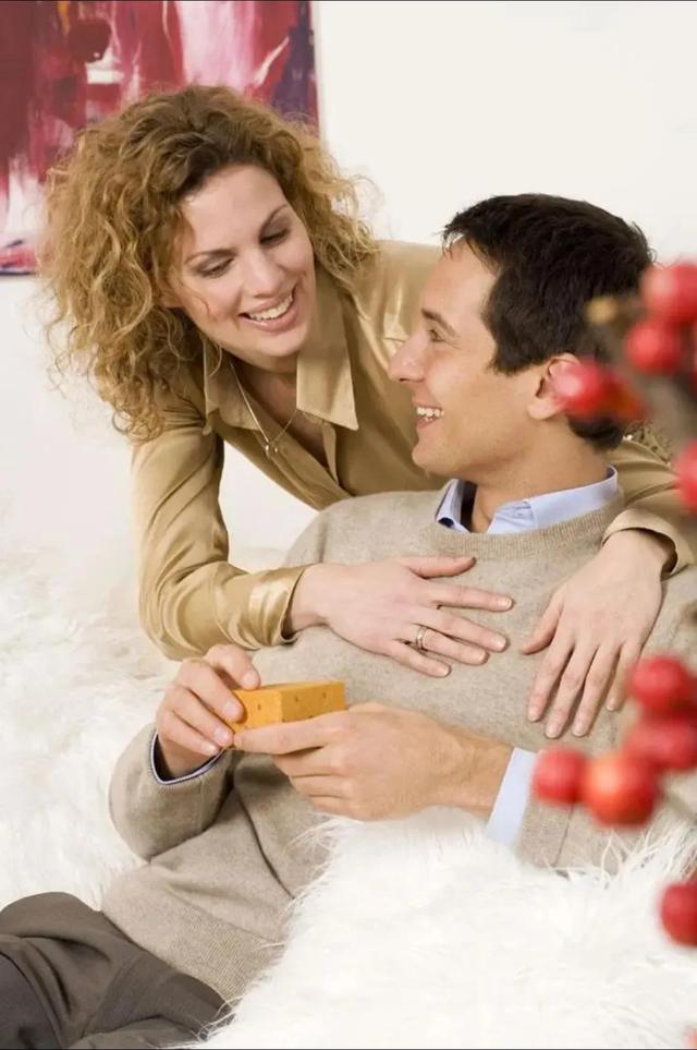 夫妻玩的手游_夫妻手机游戏什么_夫妻_手机游戏