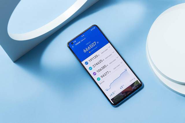 安卓游戏手机性价比最高排行榜_安卓游戏手机哪款稳定度高_安卓高质量游戏